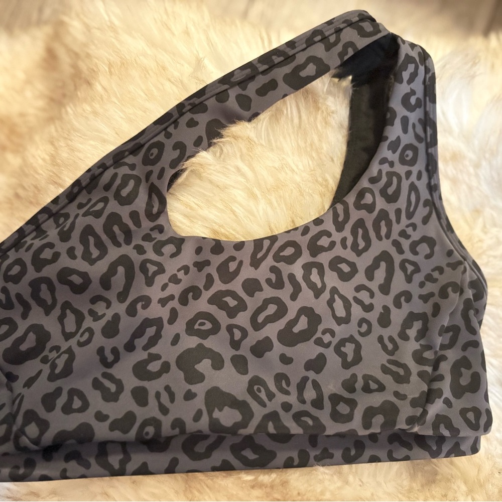 Cross Body Leopard Print Sports Bra - Black and Gray